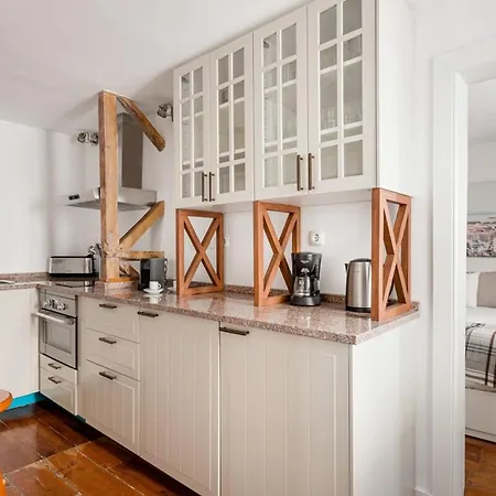 Cozy Nest In Santa Catarina Apartment Lisbon